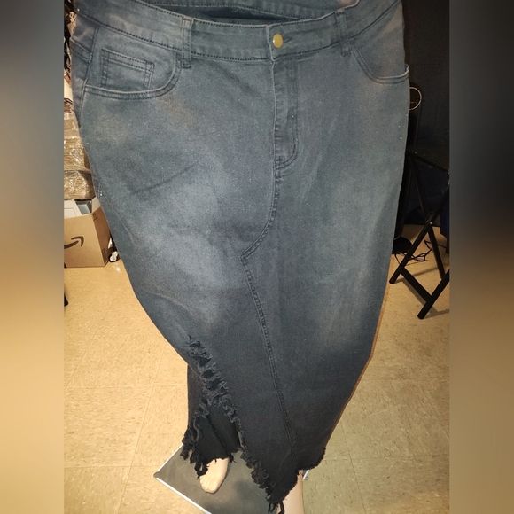 Dresses & Skirts - Black Denim Frayed Hem Skirt